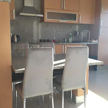 T1 60 Sq M For Rent Next To The Bay 상 마르티뇨 두 포르투